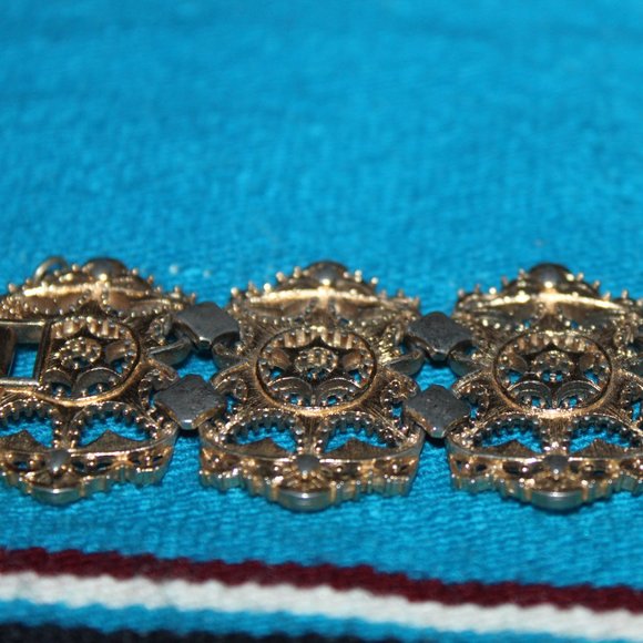 Vintage Gold Tone Filigree Bracelet with matching earrings  (Monet) - Picture 10 of 12